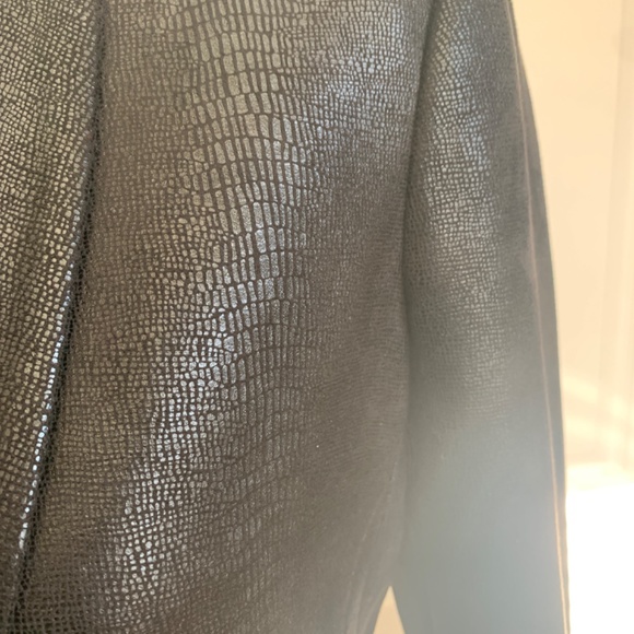 Black faux leather blazer - Picture 3 of 5